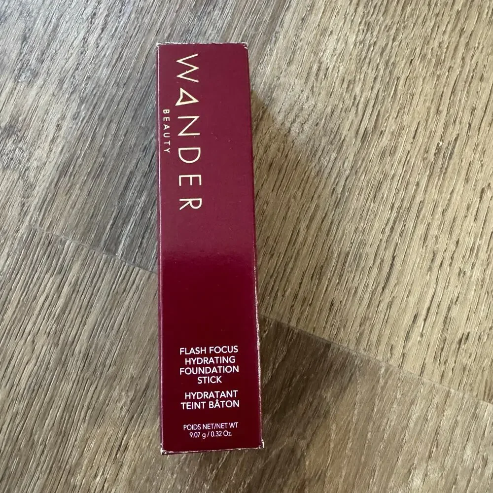 Wander Beauty Flash Focus Hydrating Foundation Stick in Golden Medium